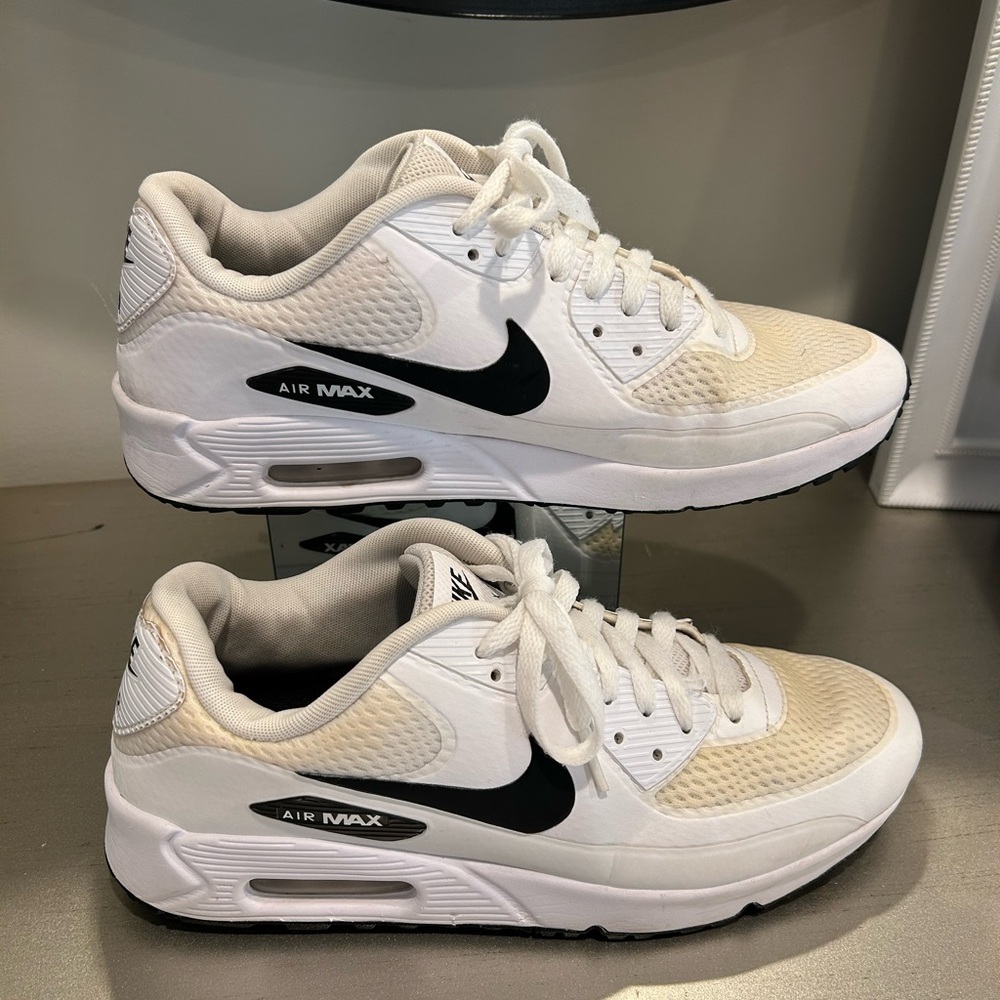 Nike White and Black Air Max Women's Sneakers